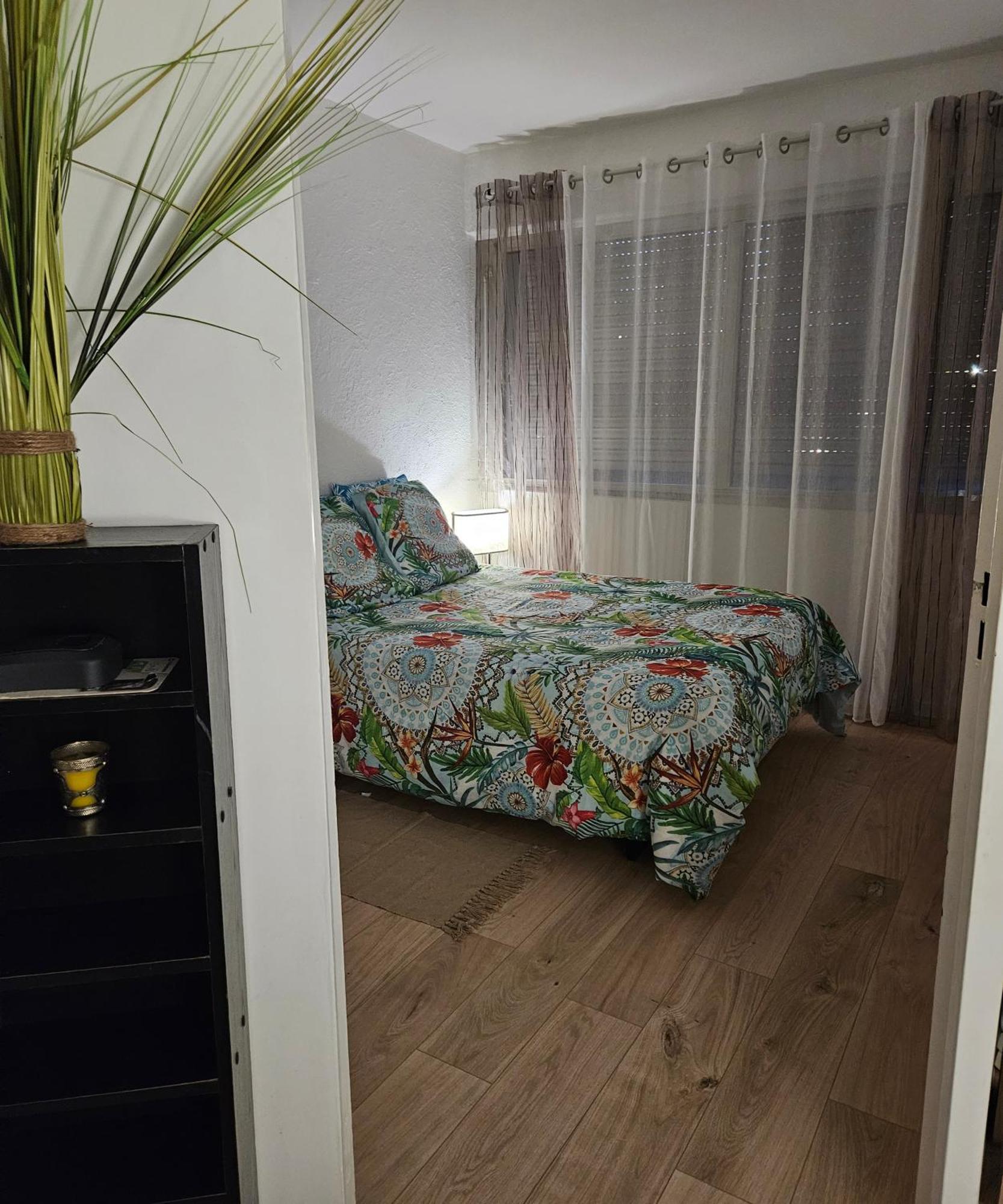 Apartment Rose Garden Wonderful *