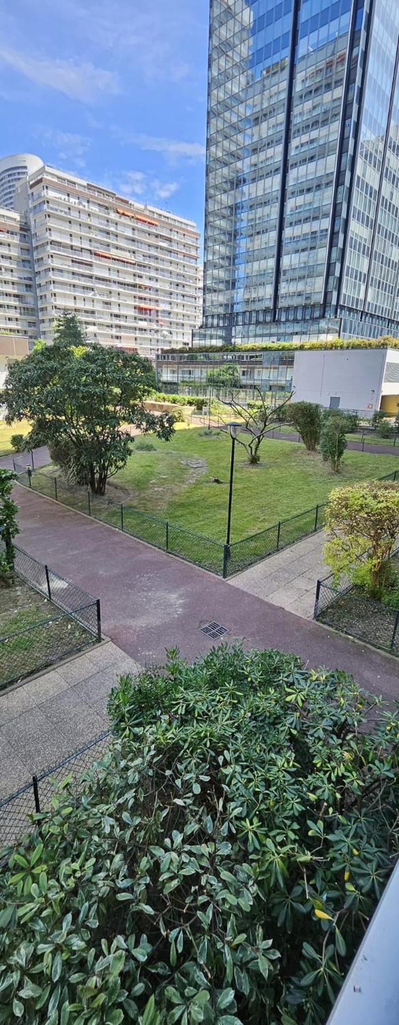 Rose Garden Wonderful Apartment Puteaux